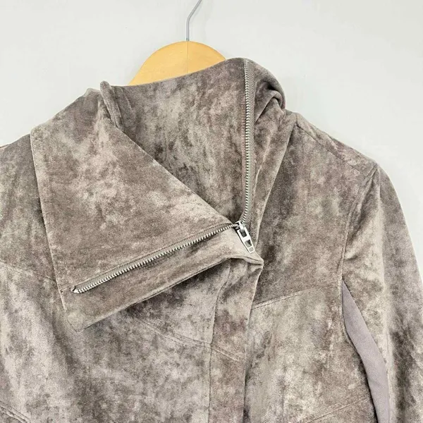 BlankNYC Faux Suede Zip Up Moto Jacket Size Medium - Image 7