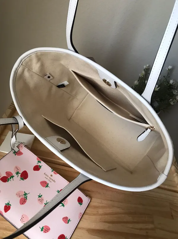Kate Spade Purse - Image 7