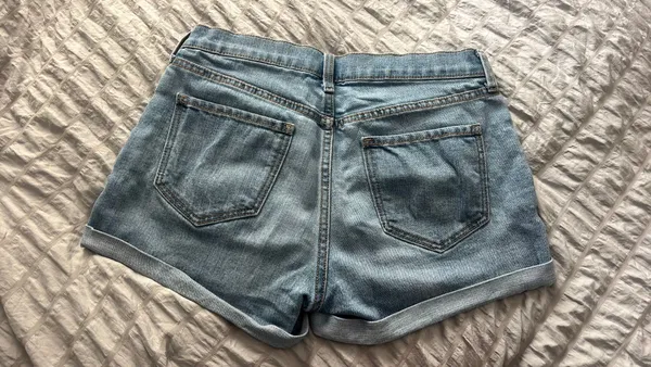 Old Navy Shorts - Image 2