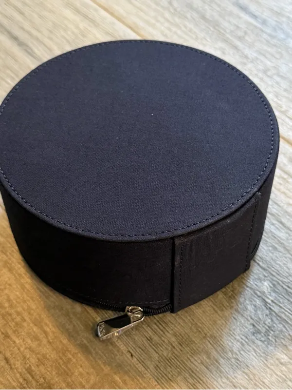 DIOR Beauty Vanity Case Round Makeup Bag With Mirror NEW! - Image 9