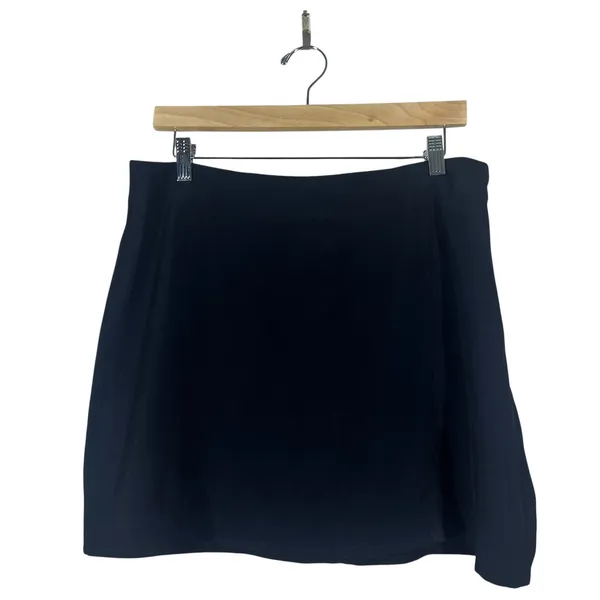 NWT Cider Solid Mini Skirt Black Dark Academia Side Slit Stretch Size XL - Image 2