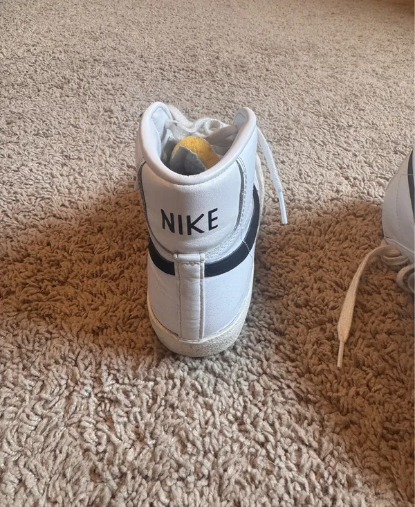 Nike Blazers  - Image 6