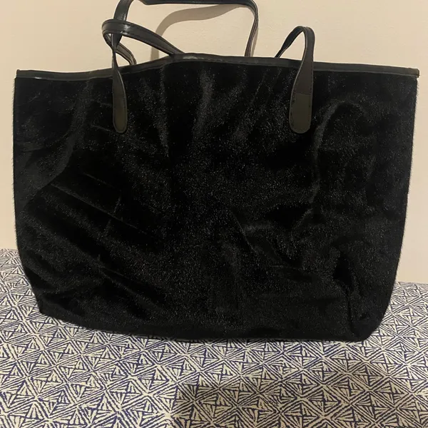 Black HHansbag Tote Aize about 16” x 16”.. - Image 6