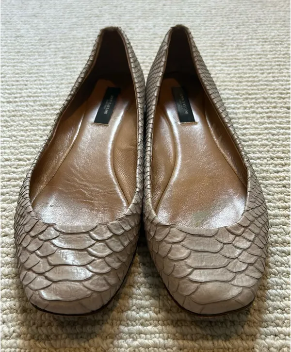 Ann Taylor Light Tan Snakeskin Ballet Flats 9 - Image 2
