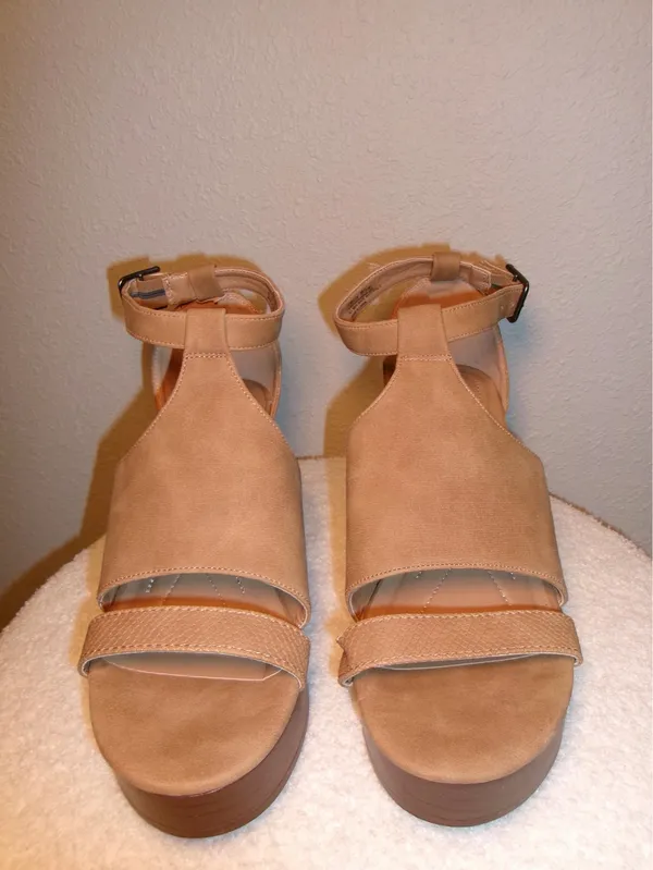 Wonderly Tan Platform Block Heel Sandals - Image 5