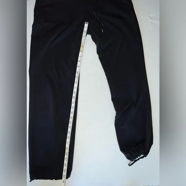Athleta Women’s Black Joggers Pull On Pants Size 8 - Image 4