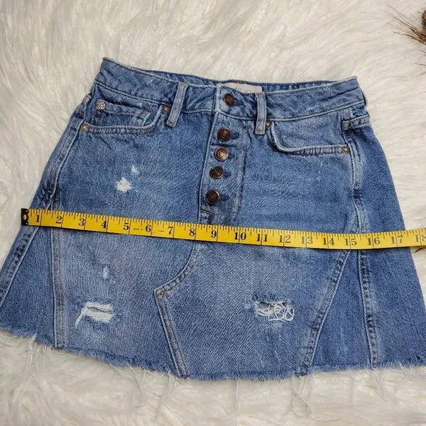 We The Free Distressed‎ Denim Skirt - Image 6