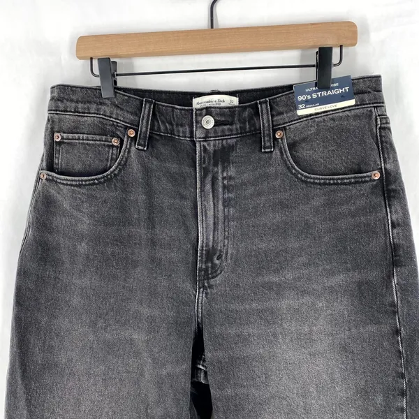 Abercrombie & Fitch Curve Love High Rise 90s Straight Jeans‎ Womens 32 Black - Image 3