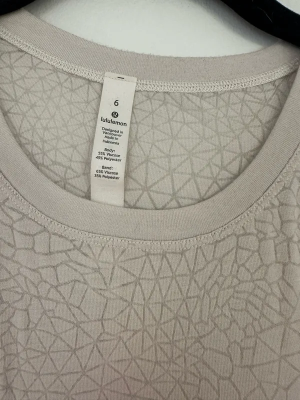 Lululemon Cates Tee *Veil Dune 6 - Image 2