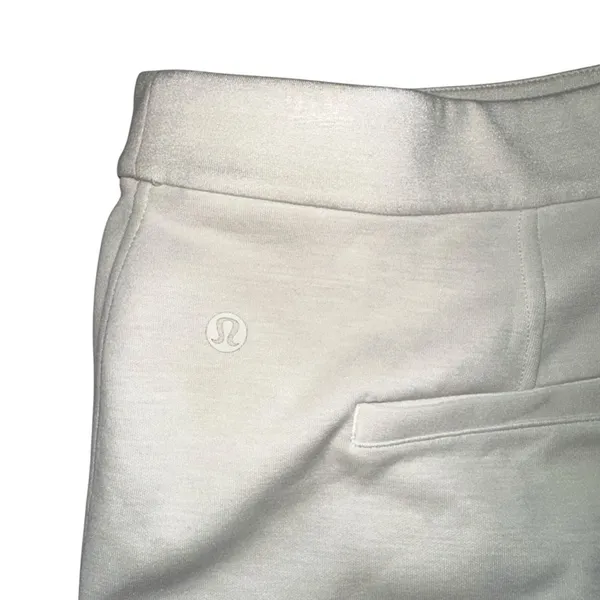 Lululemon Softstream Pintuck Mid-Rise Pant LARGE in Bone - Image 5