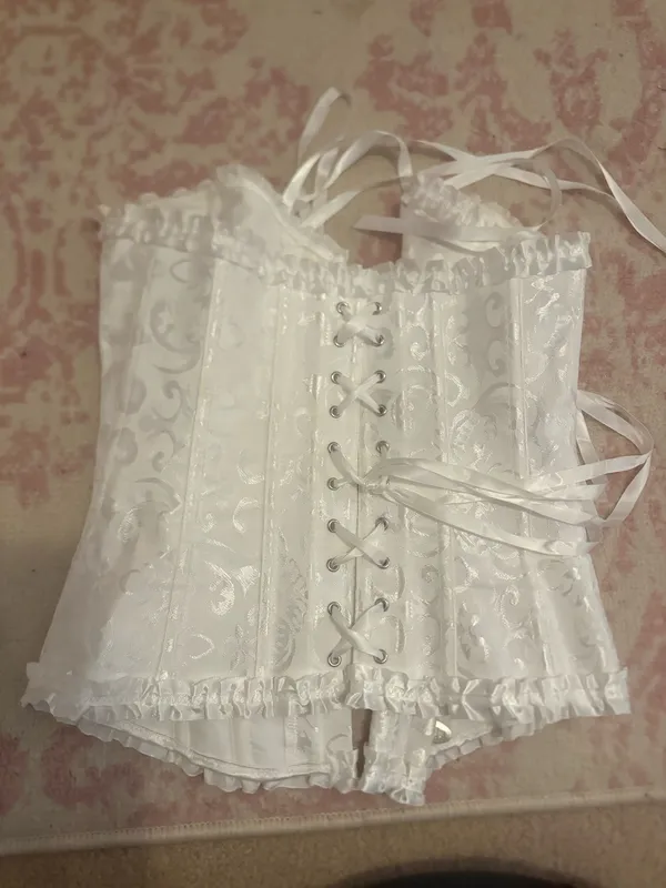 Corset Amazon - Image 2