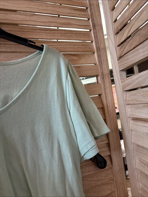 a.n.a Light Mint V-Neck Peplum Short Sleeve Top Medium - Image 3