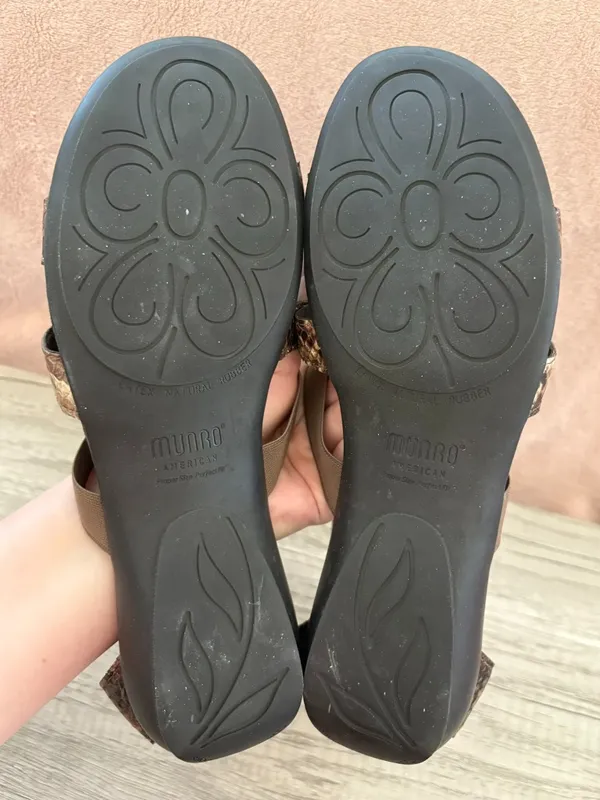 Munro Zena Gladiator Brown Snake Reptile Print Leather Slip On Strappy Sandal 9 - Image 7
