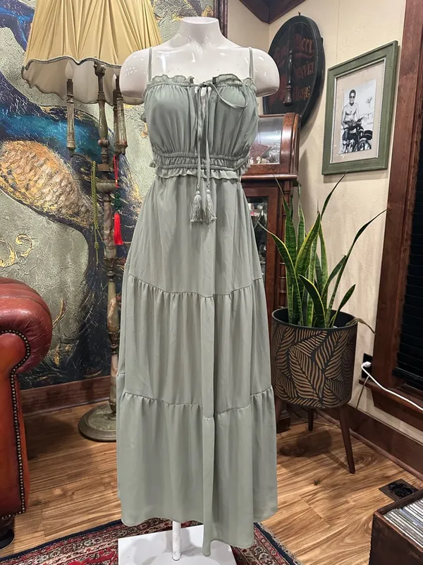 Boho Resortwear Sage Green Tiered Maxi Dress Cutout Waist Tassel Detail M - Image 3