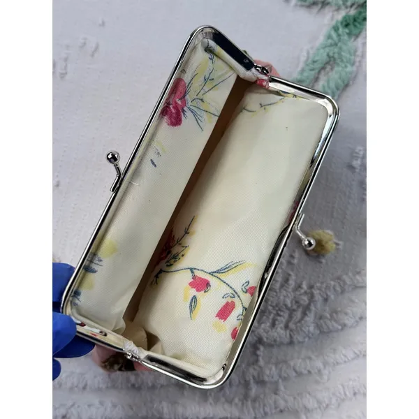 Home-X Pink Floral Canvas Kiss Lock Frame Coin Purse Clutch Bag Rose‎ Print - Image 7