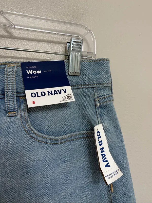 NEW Old Navy High-Waisted Wow Jean Short 4” Nova Light Wash - Size 8 - Image 6