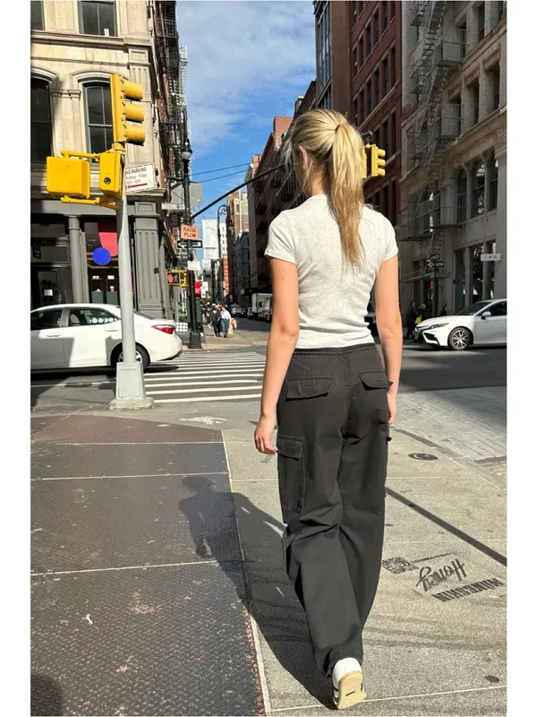 Brandy Melville Jemma Cargo Pants – Black - Image 2