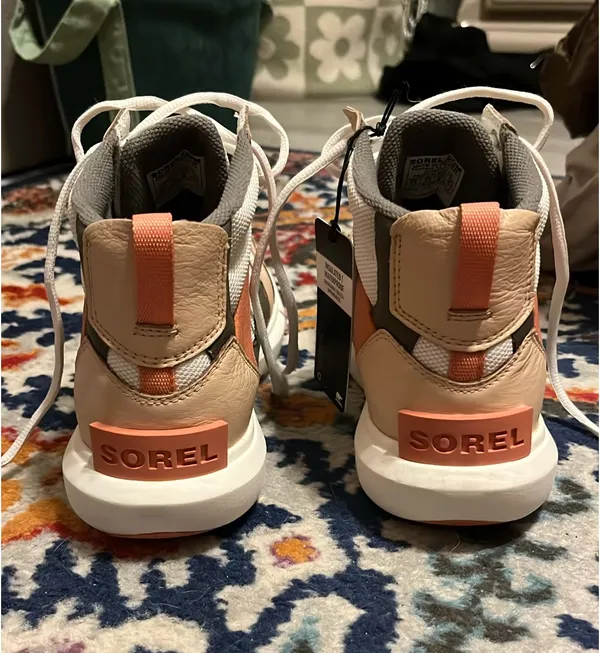 Sorel Hiking Shoes - Image 3