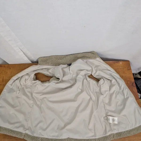 Patagonia Los Gatos Fleece Sherpa Vest Women's Small - Image 3