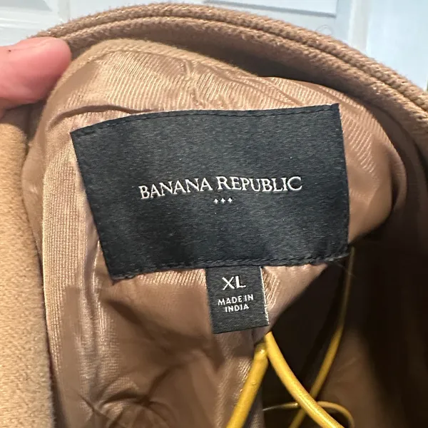 Banana Republic Classic Tan pea Coat collared and zipped - Image 2