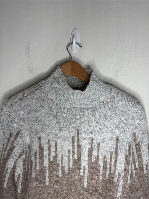 Ophelia Roe Turtleneck Two-Tone Heather Gray-Camel Geo Pattern Neutral Sweater S - Image 3