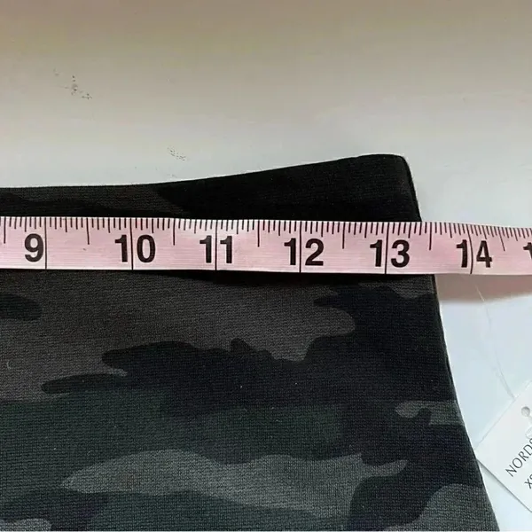 Sanctuary Camo Print Ponte Pencil Skirt Size X-Small NWT - Image 4