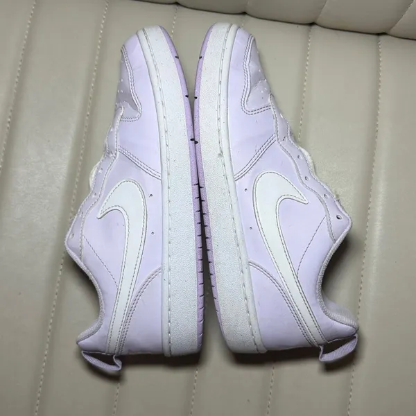 Nike Women's Purple and White Trainers - Image 6