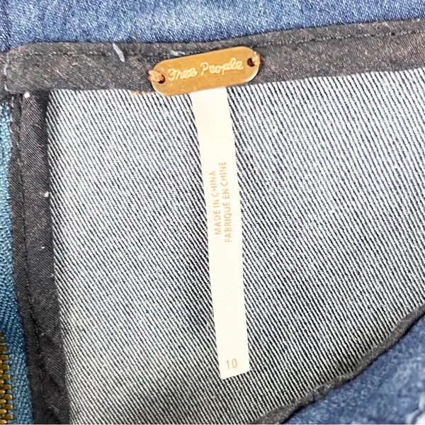 FREE PEOPLE Blue Denim Back Zipper Mini Skirt 10 Boho Western Festival Cowgirl - Image 3