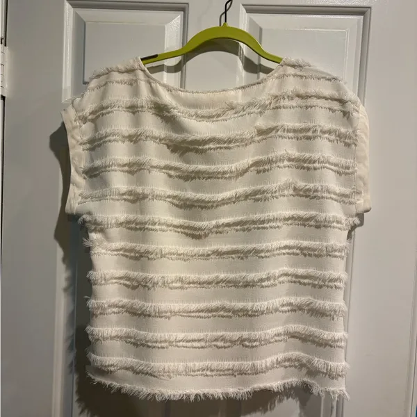 Maeve for Anthropologie Barton Textured Fringe top off white sz 4 S - Image 3