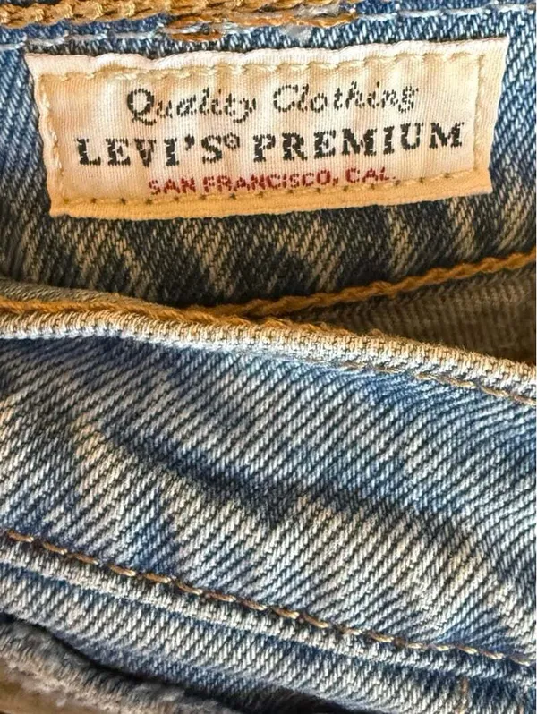 Levi's Wedgie Straight Women's Jeans size 28 - Image 6