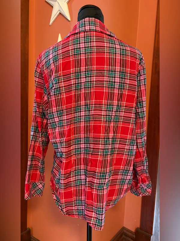 Victoria’s Secret plaid Christmas pajama button up shirt - Image 5