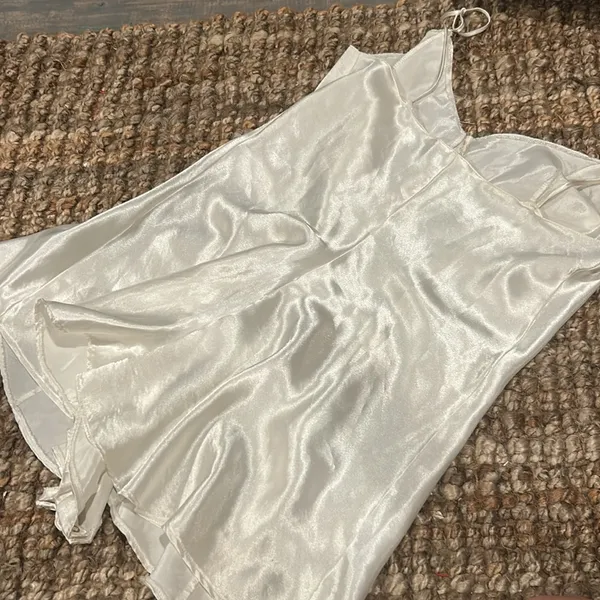 Non Signe Vintage Elegant Cream Satin Jumper Size Medium - Image 6