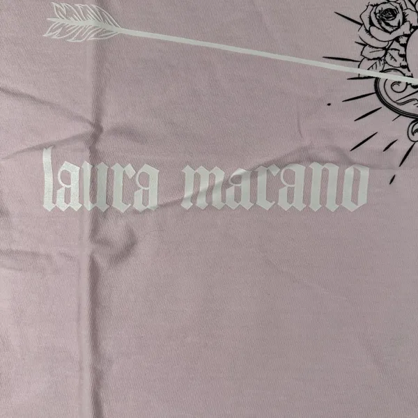 Laura Marano Arrow Shirt Womens‎ Med Pink Comfort Colors Graphic Tee Music Tour - Image 2