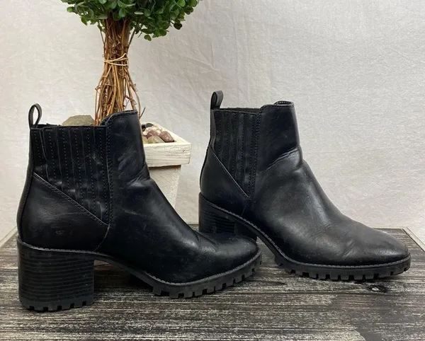 Zara Leather Black Lug Sole Heeled Chelsea Ankle Boots 8 - Image 4