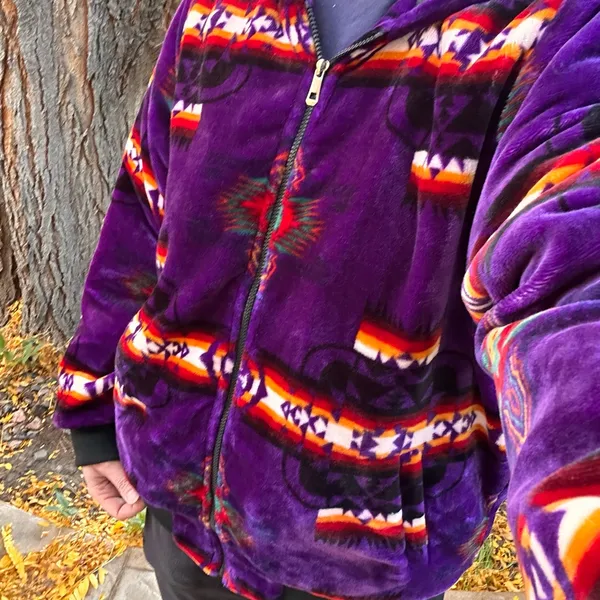 Aztec plush blanket zip up jacket purple SW print Size L/XL - Image 4