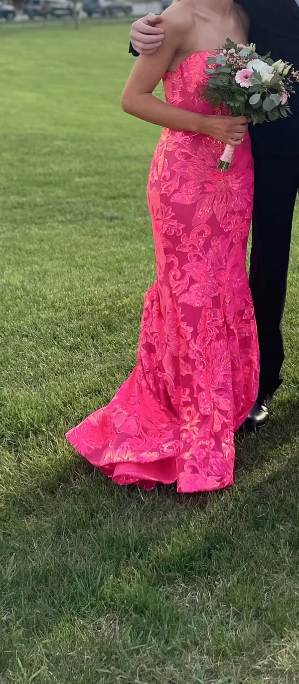 Sherri Hill Prom Dresss - Image 2
