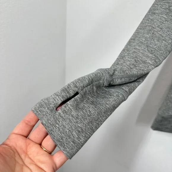 Aerie Offline‎ Grey Heathered Hoodie Thumbholes Zipper Pockets Athleisure Size M - Image 2