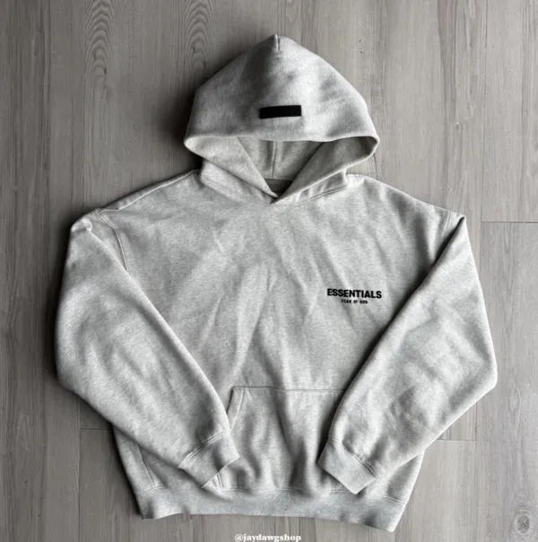 Essential Light Oatmeal Fear of God Set small - Image 4