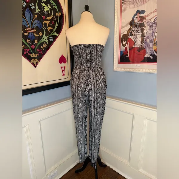 Strapless Black and White Geometric Print Wide Leg Jumpsuit Sz M - Image 4