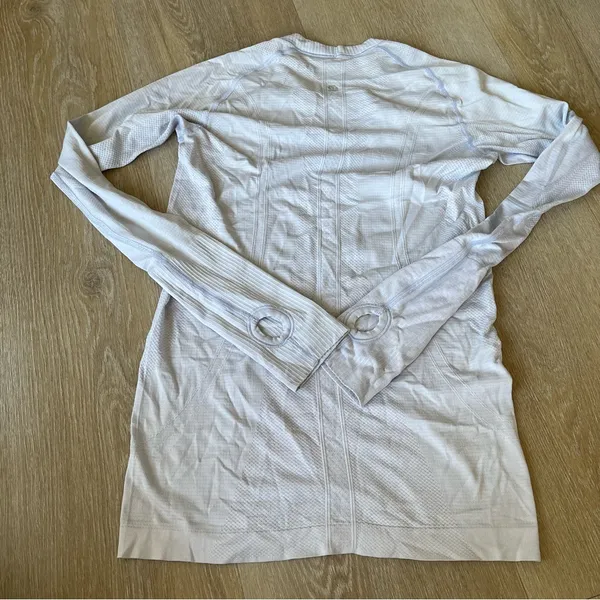 Lululemon Long Sleeve Top - Image 5