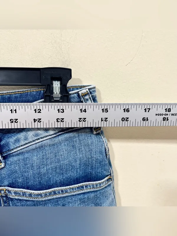 Anthropologie Pilcro the Wanderer Jeans Relaxed Fit Cuffed - Double Button Front - Image 3