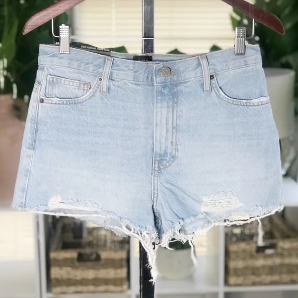 Urban Outfitters BDG Girlfriend High-Waisted Denim Short Size 26 - Image 3
