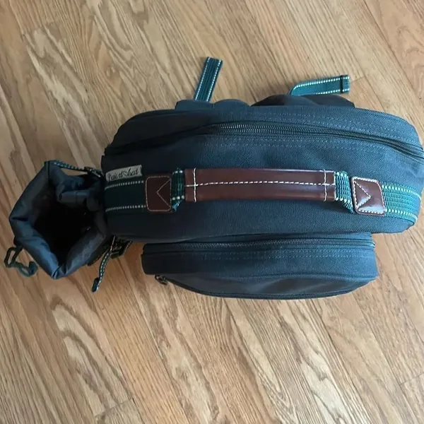 Picnic at Ascot Original Equipped 2 Person Green Picnic Backpack w/ Cooler - Image 9