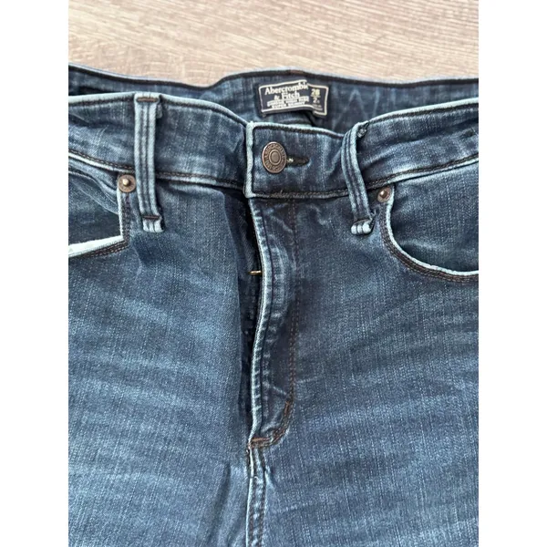 Abercrombie and Fitch super high rise super skinny jeans, denim‎ size 26 size 2 - Image 5