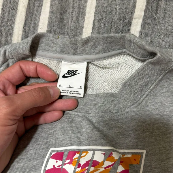 Nike Workout Sweatshirt - Image 2