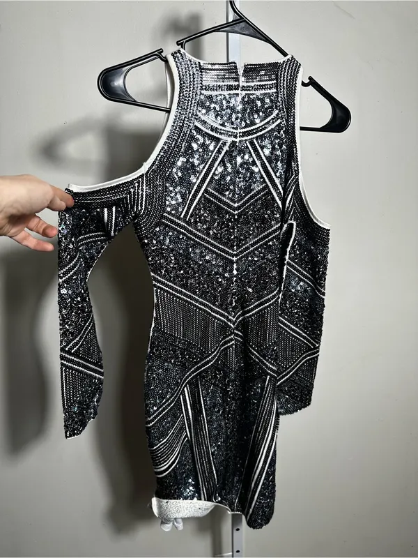 G28. Express Sequin Cold Shoulder Mini Dress Women’s XS Black/White - Image 5