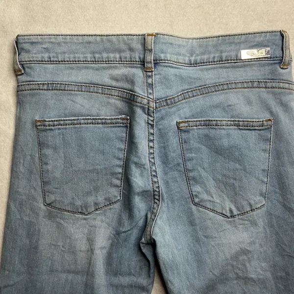 ELA Jeans Womens Light Wash Distressed Flare Jeans SZ 6 Raw Hem Distressed Knee - Image 3