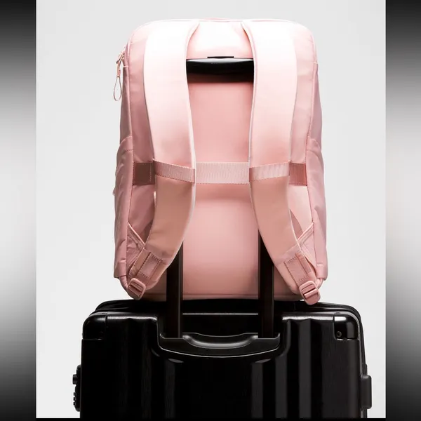 NWT Lululemon Everyday Backpack 21L / PKHZ - Image 6