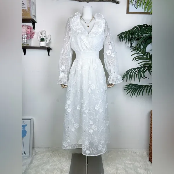 Elliatt Delphi Embroidered Lace Midi Dress in White Bridal Wedding Ready - Image 3