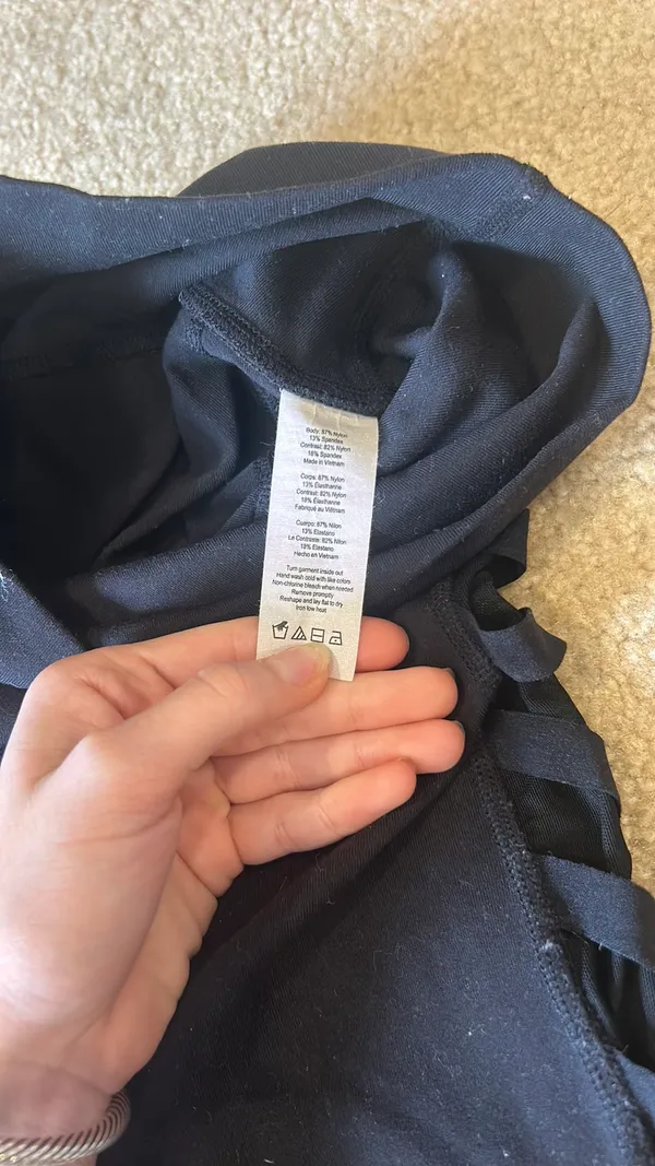 Alo capri leggings - Image 5